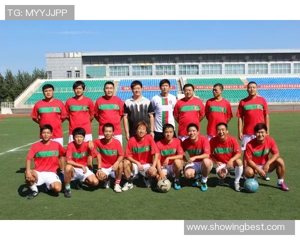 赛后分析:西安足球队与武汉足球队的表现与状态对比探讨